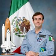 رودولفو نيري فيلا - Rodolfo Neri Vela