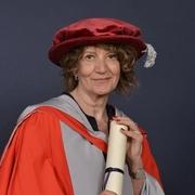 الدكتورة سوزي أورباك، Dr Susie Orbach