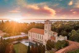 جامعة غرب أستراليا