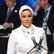 الشيخة موزا بنت ناصر